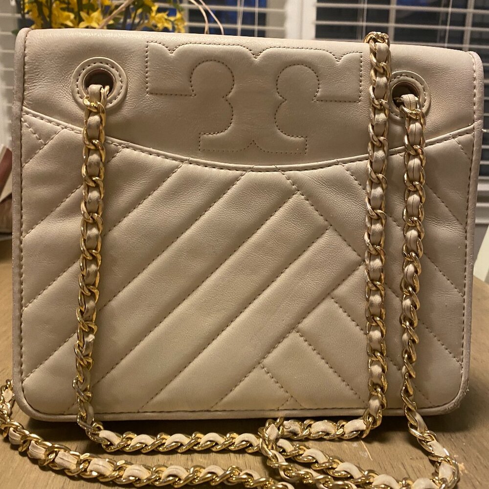 Tory Burch Alexa Convertible Leather Shoulder Bag  Birch